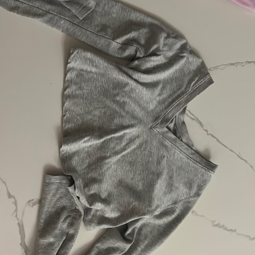 Free ppl v neck grey